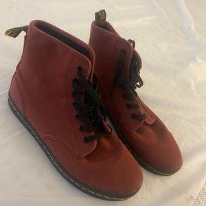 Doc Marten Sheridan’s women’s Canvas Casual Boots